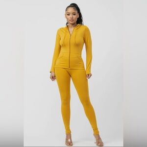 Seamless zip up hoodie jacket and legging set